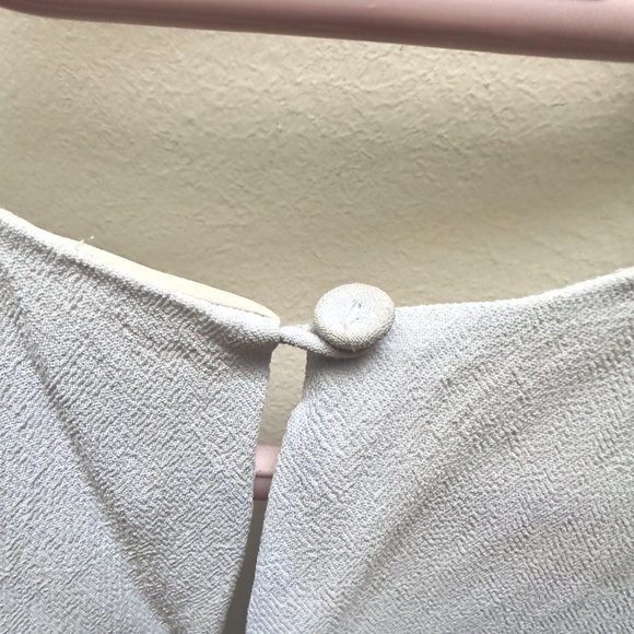 Aritzia Babaton Blouse - Picture 5 of 7